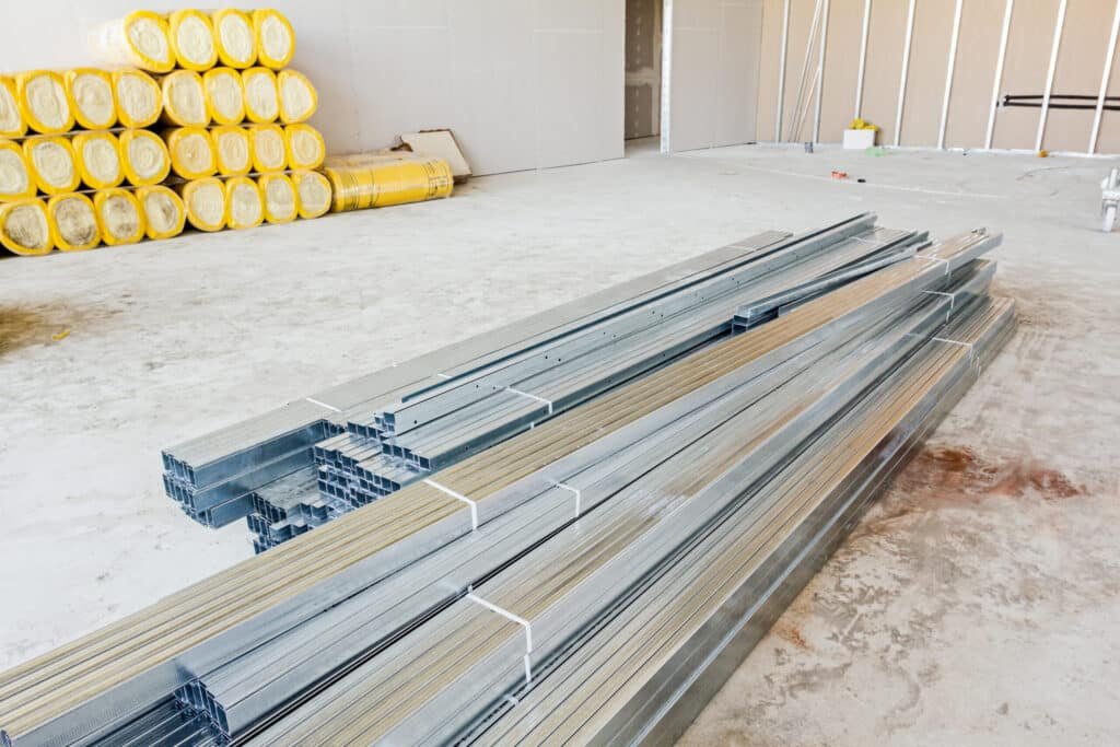Pile,Of,Metallic,Profiles,For,Plasterboard,Or,Dividing,Wall.